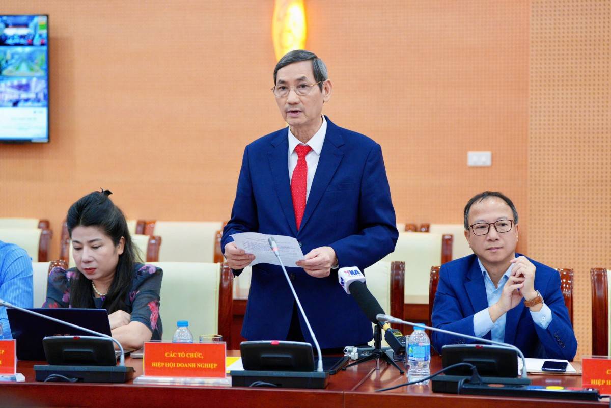 Ông Đỗ Văn Vẻ - Chủ tịch Hiệp hội Doanh nghiệp tỉnh Hưng Yên Ông Đỗ Văn Vẻ - Chủ tịch Hiệp hội Doanh nghiệp tỉnh Hưng Yên